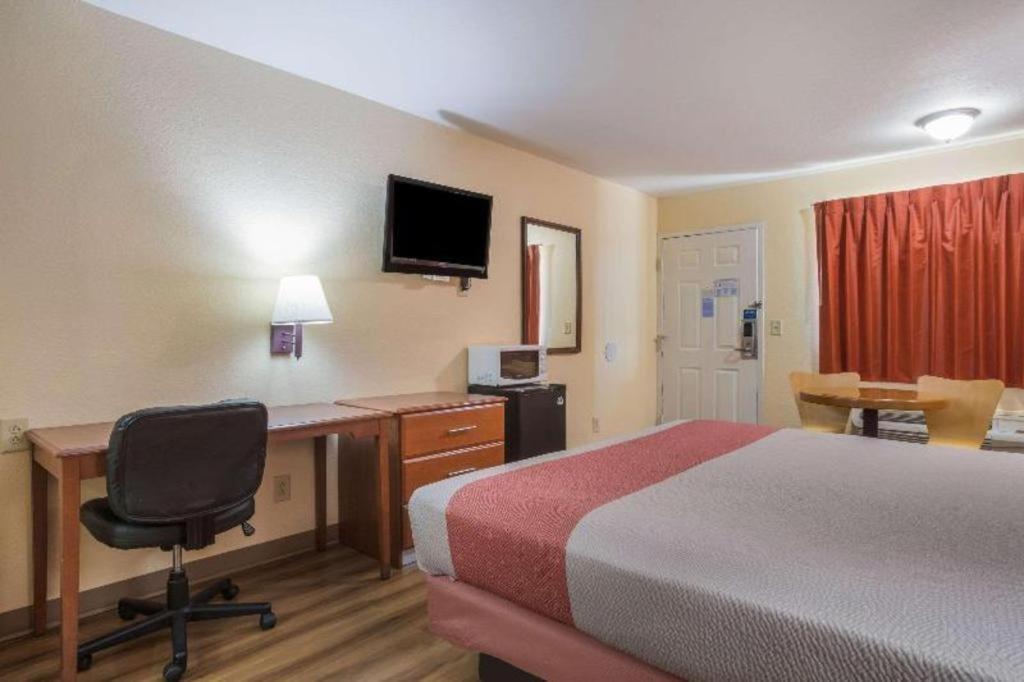 Rodeway Inn & Suites Μαίηκον Εξωτερικό φωτογραφία