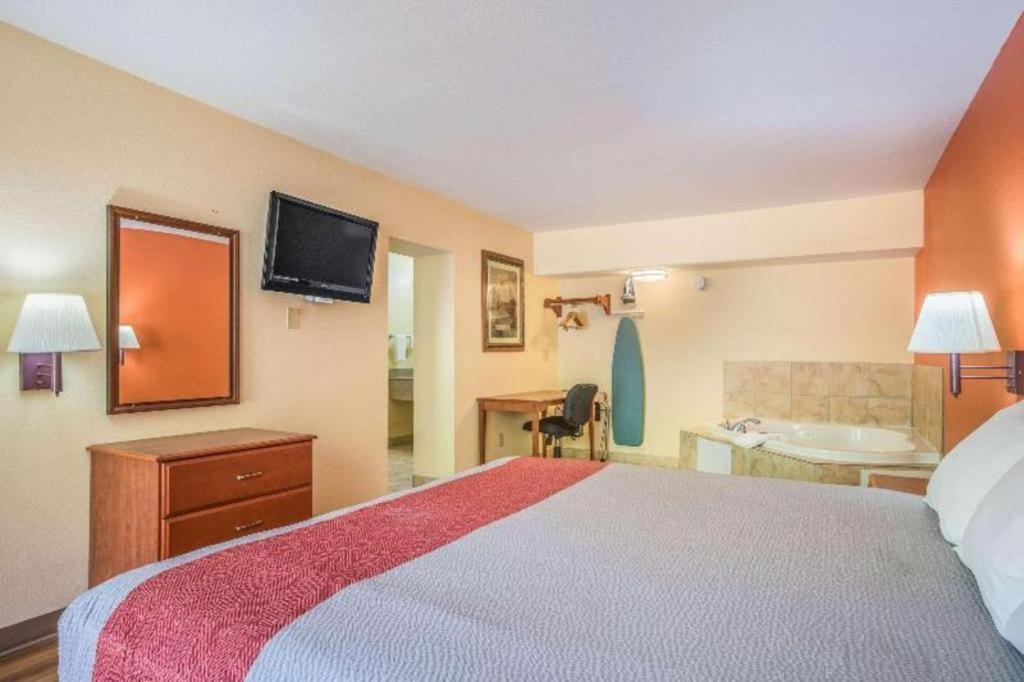Rodeway Inn & Suites Μαίηκον Εξωτερικό φωτογραφία